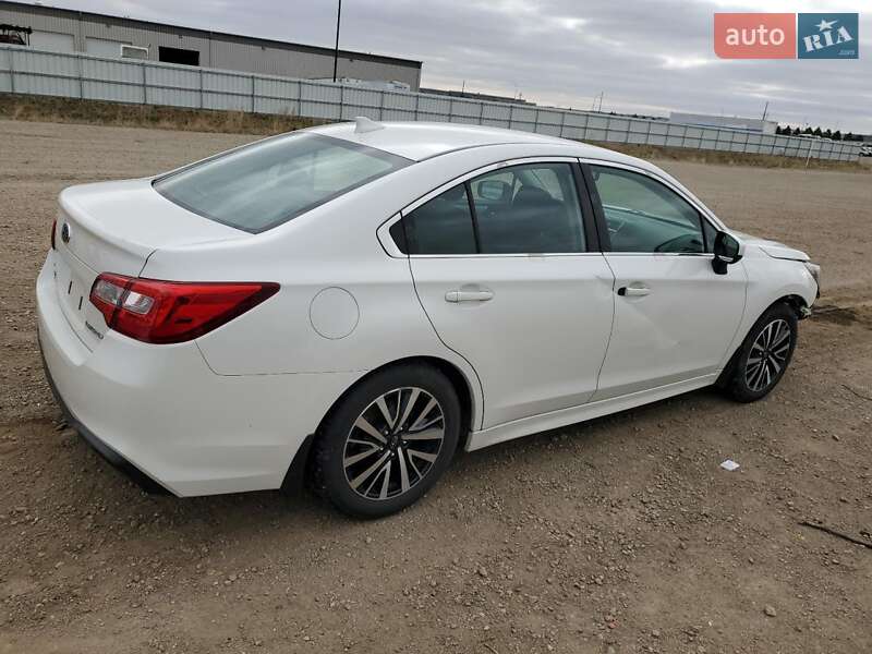 Седан Subaru Legacy 2018 в Львове
