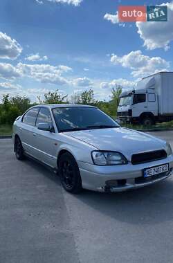 Седан Subaru Legacy 2000 в 