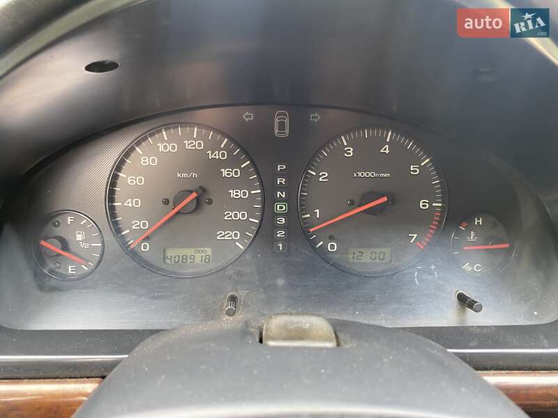 Седан Subaru Legacy 2000 в Днепре
