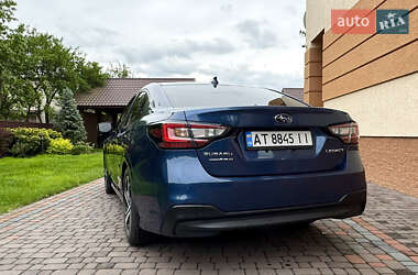 Седан Subaru Legacy 2022 в 