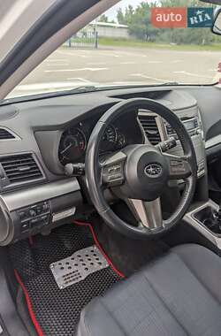Універсал Subaru Legacy 2010 в 