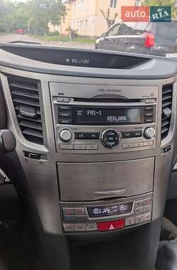 Універсал Subaru Legacy 2010 в 