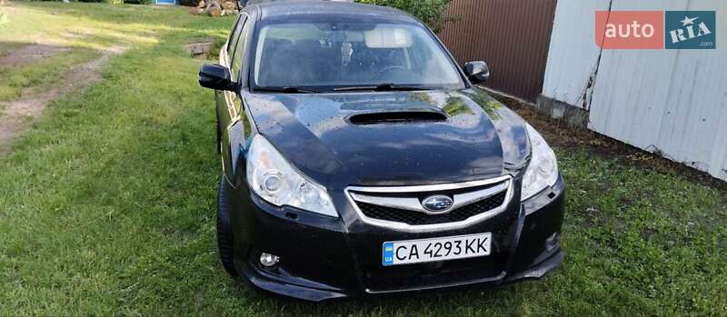 Универсал Subaru Legacy 2011 в 