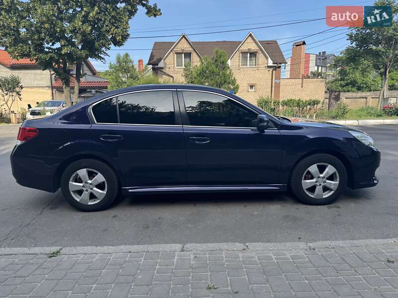 Седан Subaru Legacy 2010 в Одессе