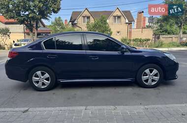 Седан Subaru Legacy 2010 в 