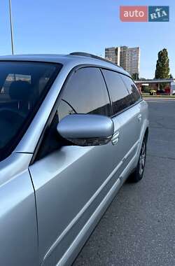 Универсал Subaru Legacy 2006 в 