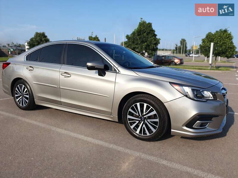 Седан Subaru Legacy 2018 в Києві