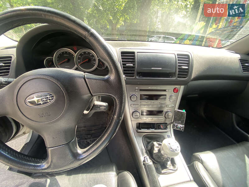 Универсал Subaru Legacy 2004 в Киеве
