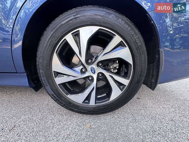Седан Subaru Legacy 2019 в Буче