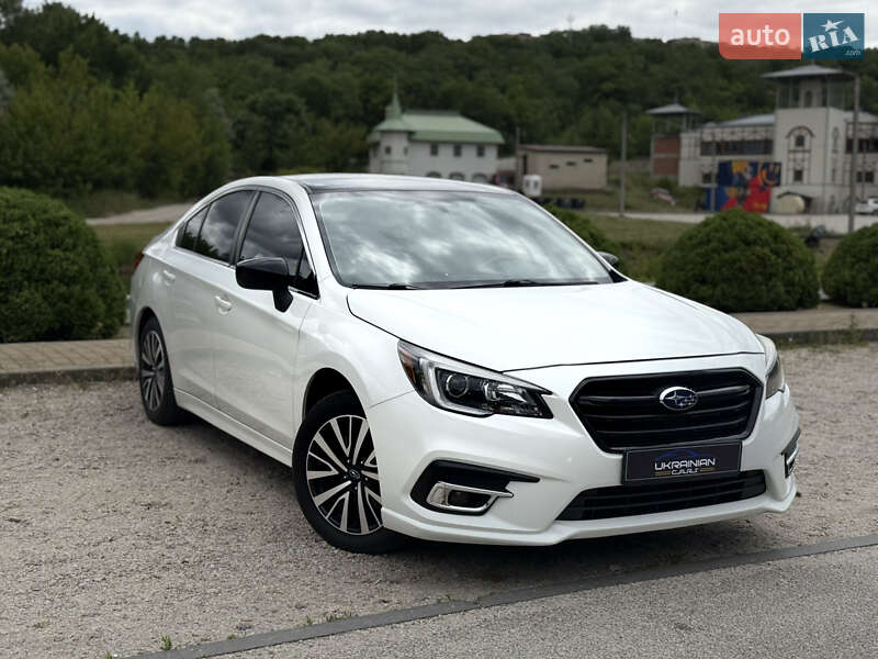Седан Subaru Legacy 2018 в Дніпрі