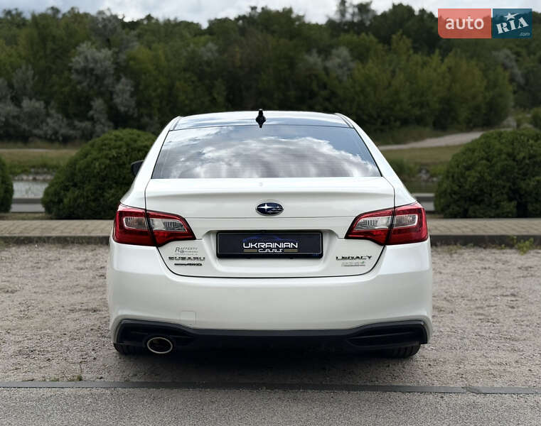 Седан Subaru Legacy 2018 в Дніпрі