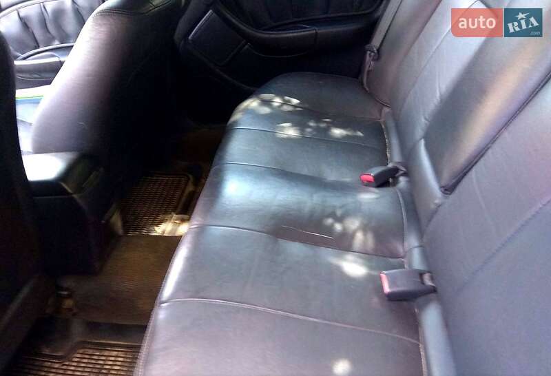 Седан Subaru Legacy 1997 в Києві