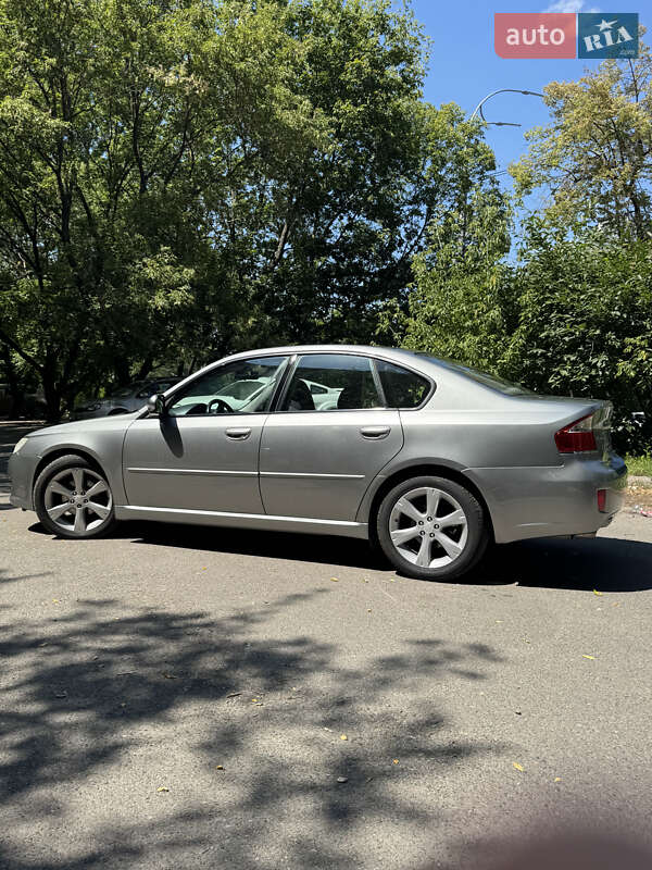 Седан Subaru Legacy 2007 в Києві