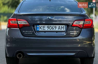 Седан Subaru Legacy 2016 в 