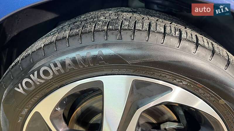 Седан Subaru Legacy 2022 в Киеве