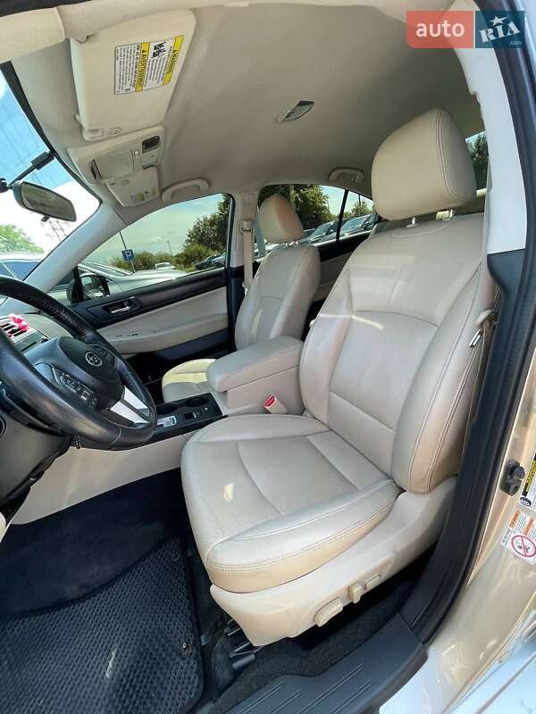 Седан Subaru Legacy 2014 в Львове