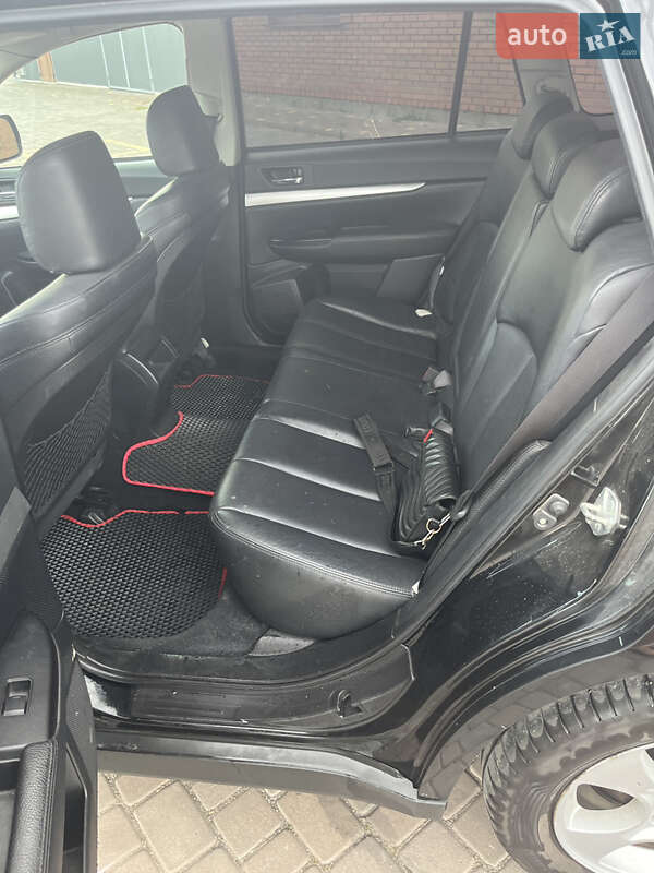 Универсал Subaru Legacy 2010 в Теофиполе