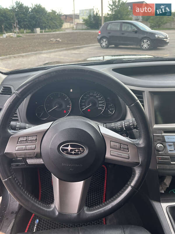 Универсал Subaru Legacy 2010 в Теофиполе