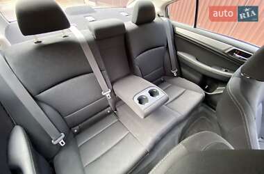 Седан Subaru Legacy 2016 в 