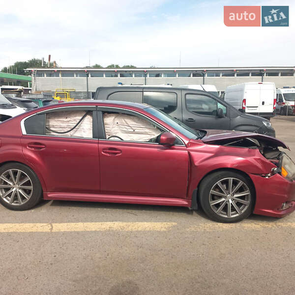 Седан Subaru Legacy 2013 в Одессе