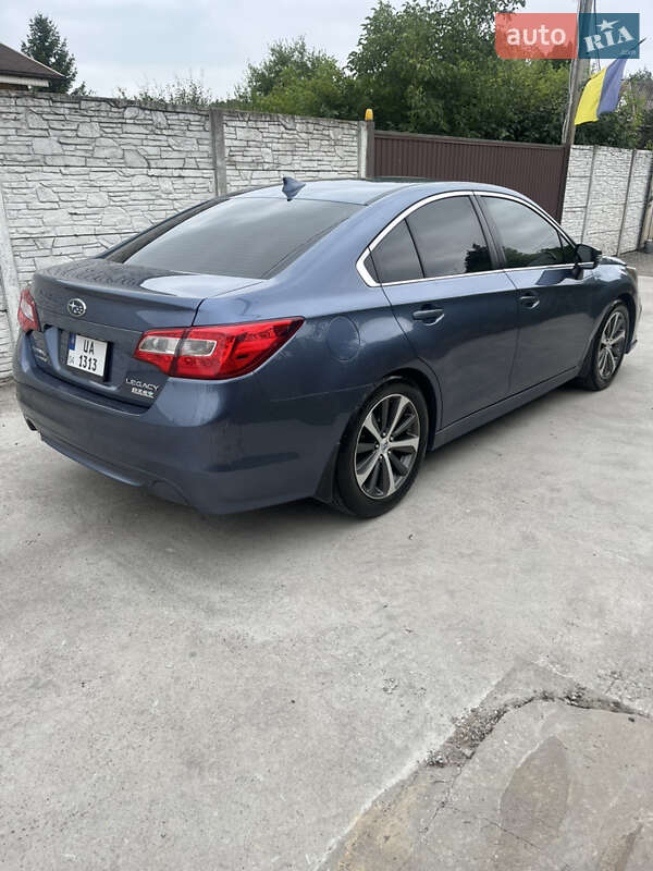 Седан Subaru Legacy 2016 в Днепре
