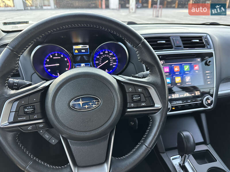 Седан Subaru Legacy 2017 в Києві