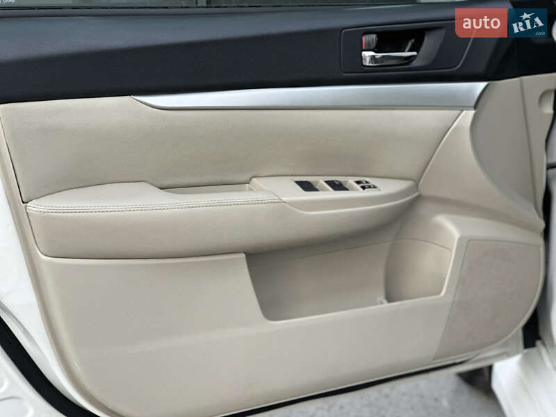 Седан Subaru Legacy 2010 в Киеве фото 45 Седан Subaru Legacy 2010 в Киеве