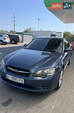 Седан Subaru Legacy 2004 в Новомосковске