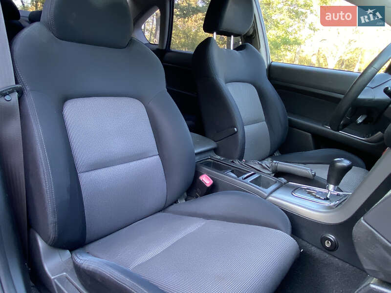 Седан Subaru Legacy 2004 в Николаеве