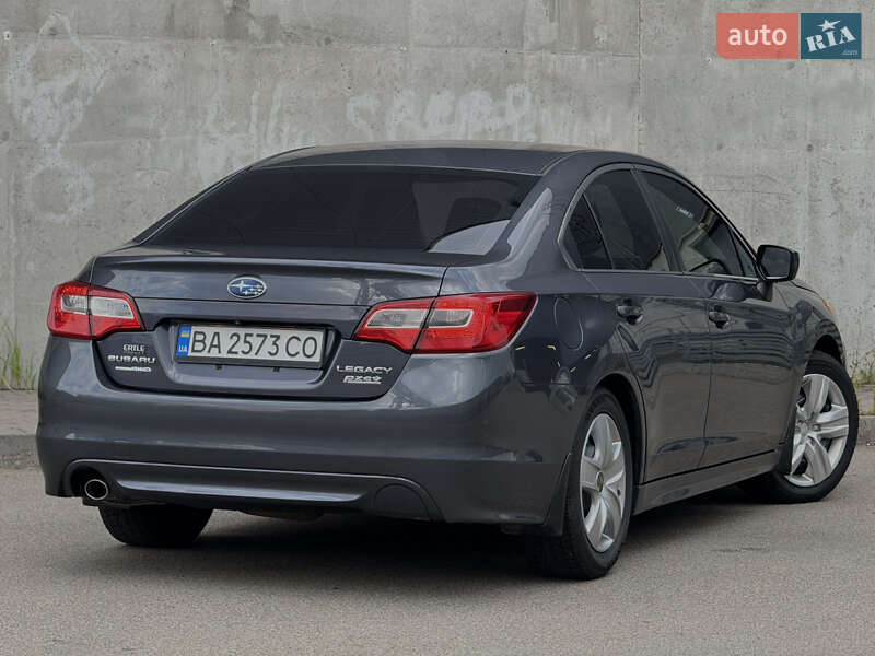 Седан Subaru Legacy 2014 в Киеве