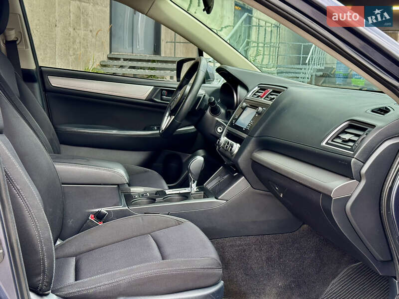 Седан Subaru Legacy 2014 в Киеве