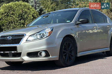 Седан Subaru Legacy 2013 в Днепре