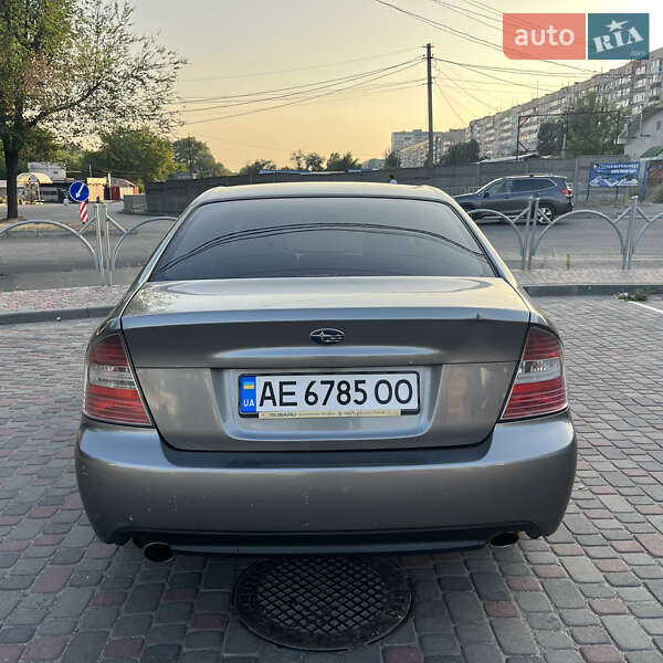 Седан Subaru Legacy 2006 в Днепре