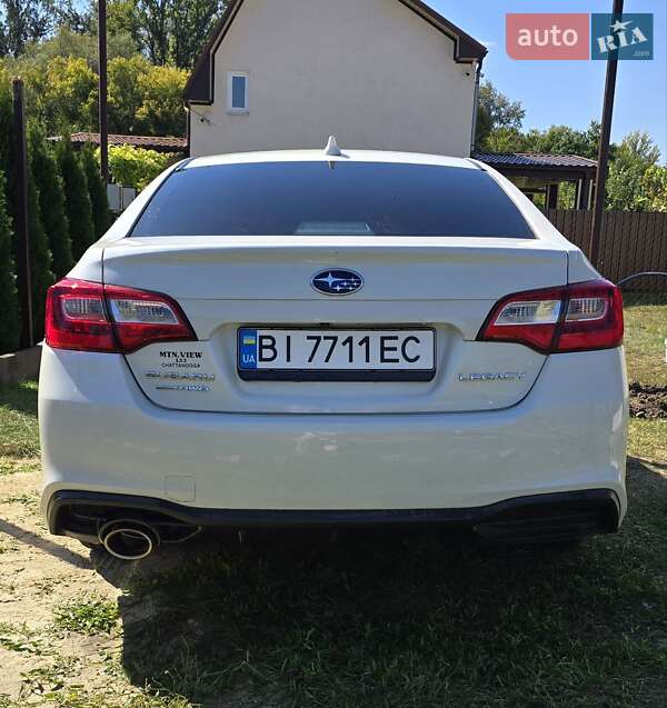 Седан Subaru Legacy 2018 в Полтаве