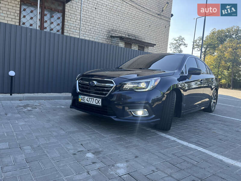 Седан Subaru Legacy 2017 в Днепре
