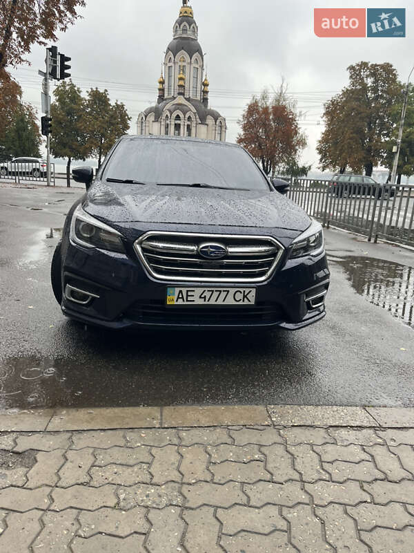Седан Subaru Legacy 2017 в Днепре