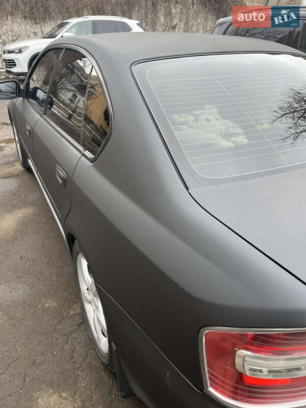 Седан Subaru Legacy 2005 в Днепре
