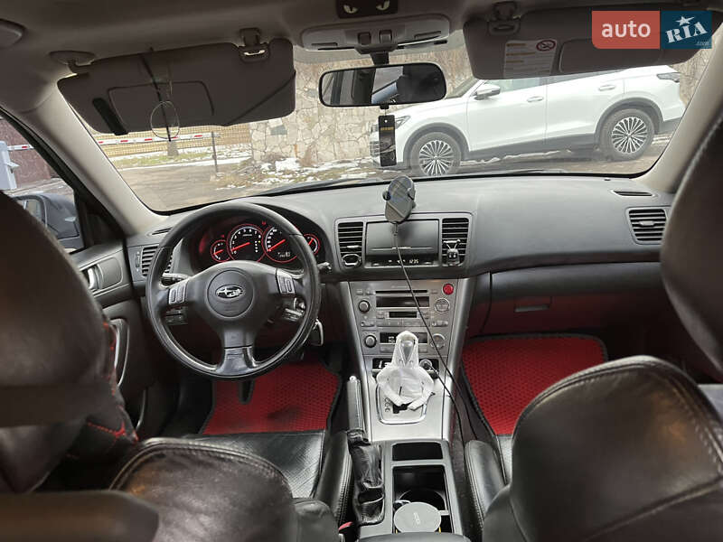 Седан Subaru Legacy 2005 в Днепре