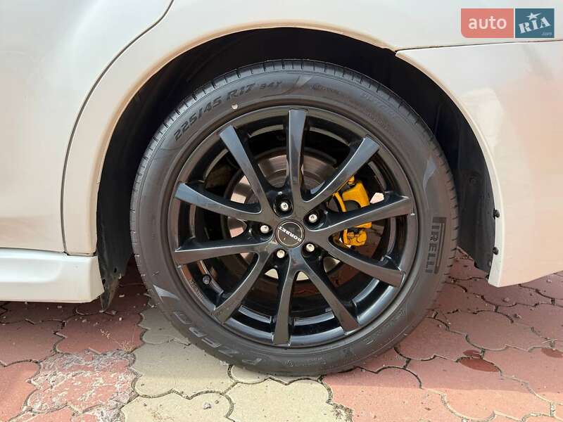 Седан Subaru Legacy 2009 в Харькове
