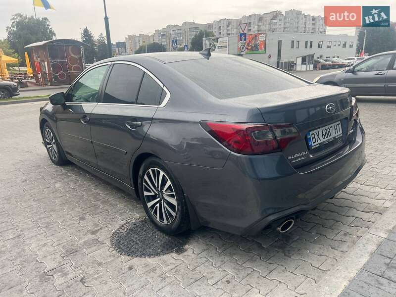 Седан Subaru Legacy 2018 в Хмельницком