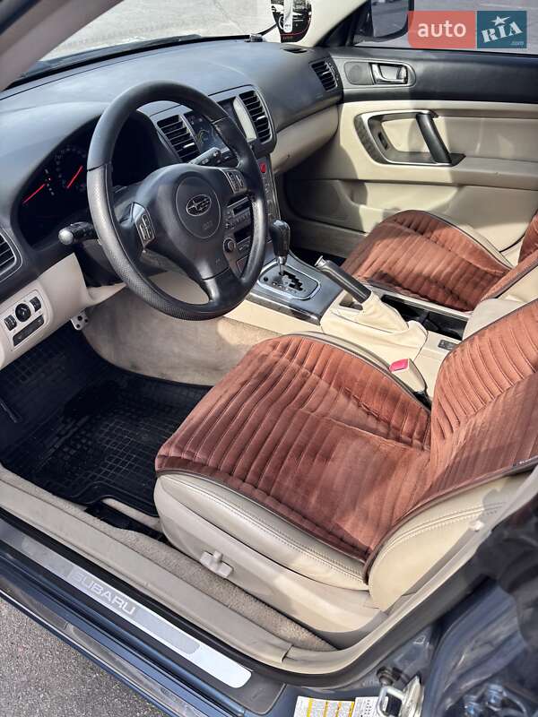 Седан Subaru Legacy 2004 в Кременчуге