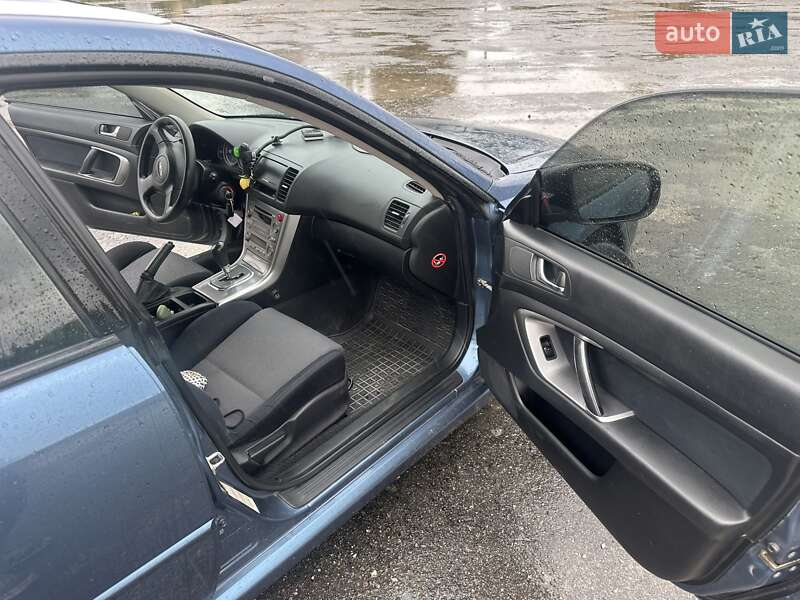 Універсал Subaru Legacy 2005 в Новій Ушиці