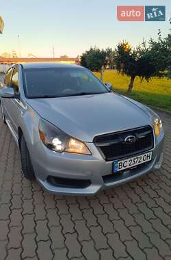 Седан Subaru Legacy 2014 в 
