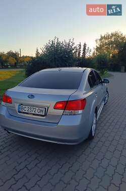 Седан Subaru Legacy 2014 в 