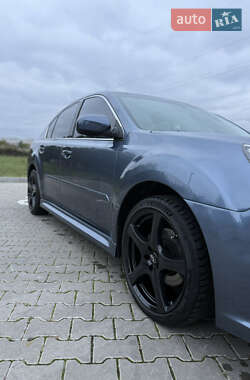 Седан Subaru Legacy 2014 в 