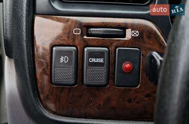 Седан Subaru Legacy 2000 в 