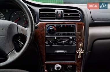 Седан Subaru Legacy 2000 в 