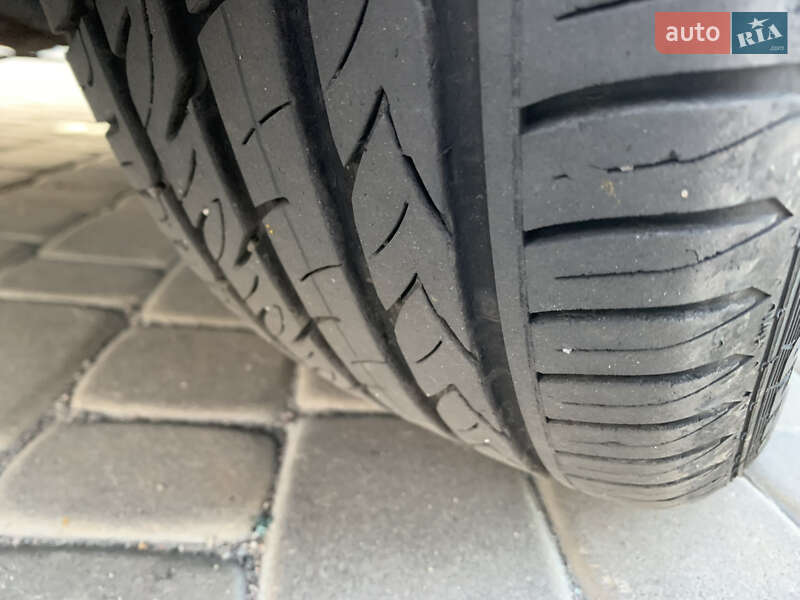 Седан Subaru Legacy 2006 в Кременчуге