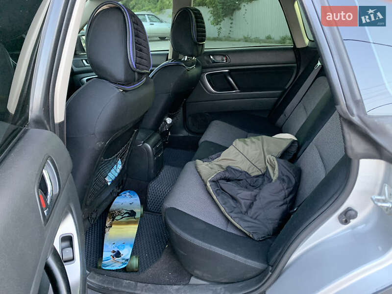 Седан Subaru Legacy 2006 в Кременчуге