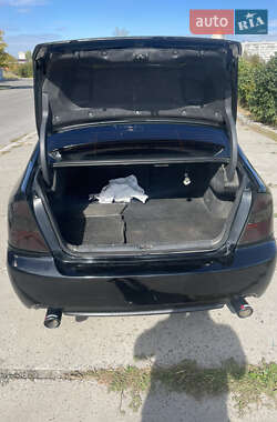 Седан Subaru Legacy 2004 в 